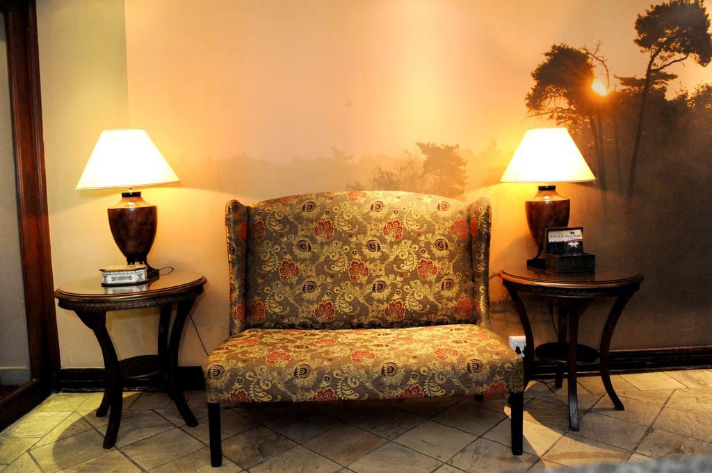 Anta Boga Hotel Блумфонтейн Экстерьер фото