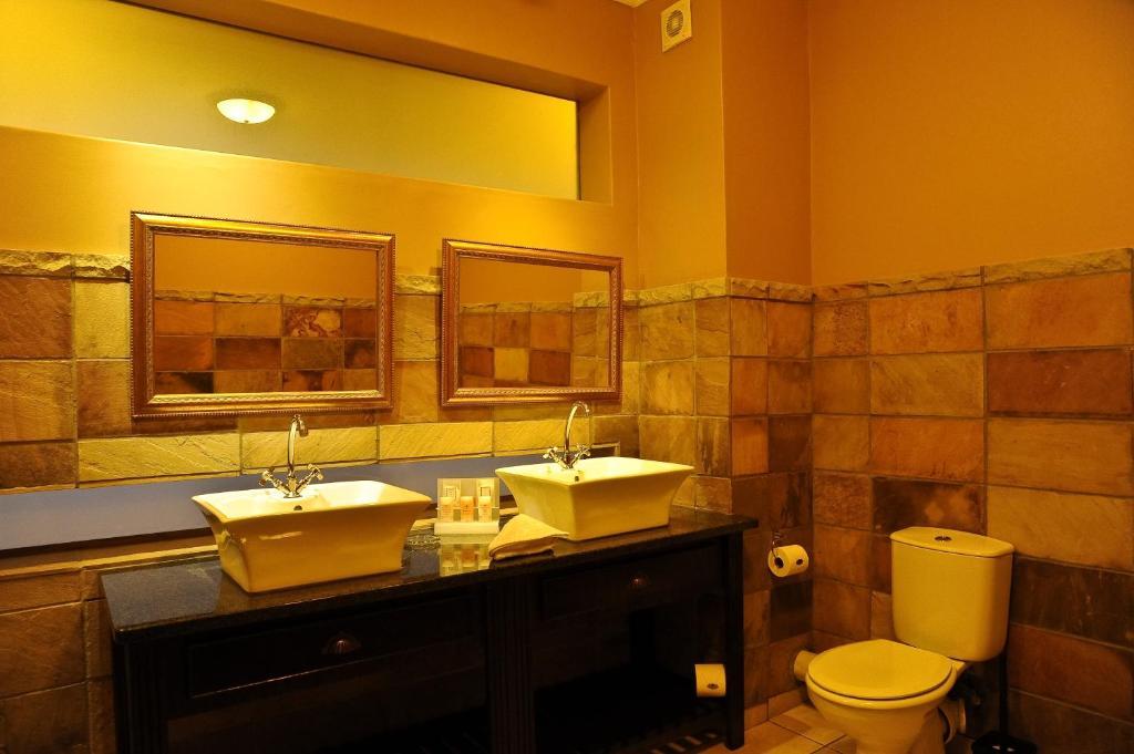 Anta Boga Hotel Блумфонтейн Экстерьер фото